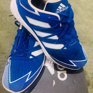 Men’s Adidas baseball turf shoes. Good condition , royal blue